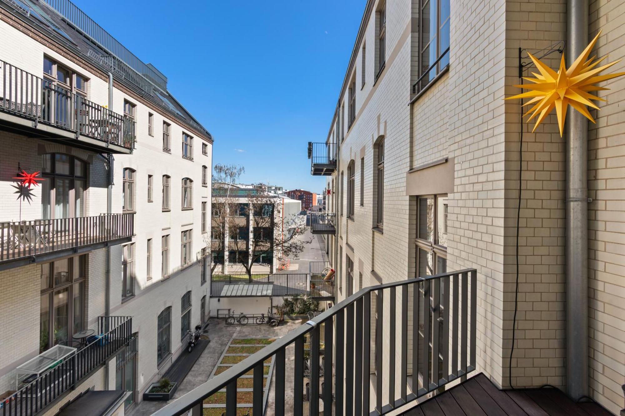 Aptc Downtown Monument4rent Near Checkpoint Charlie * Berlin